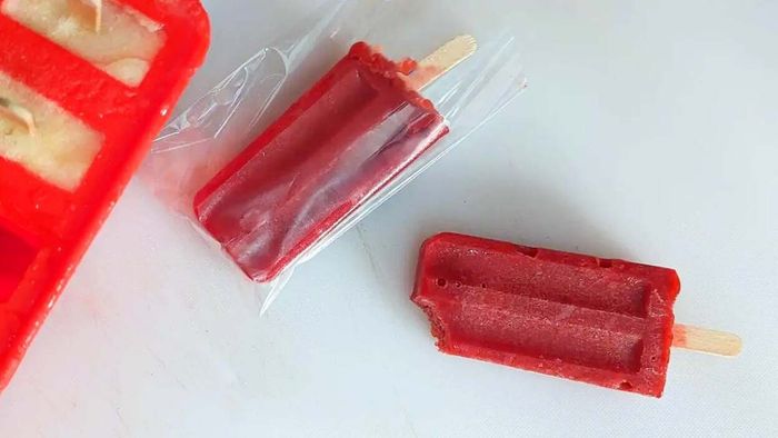 Craft Perfect Popsicles Using Guar Gum