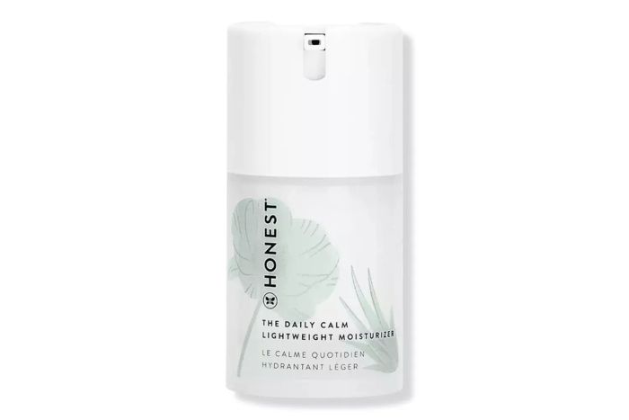 A lightweight moisturizer designed for daily use, offering a calming effect.