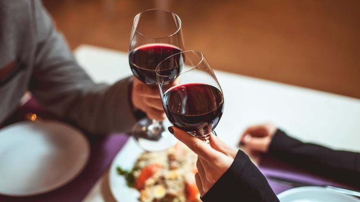 Key Moves to Wow Your Valentine's Dinner Date