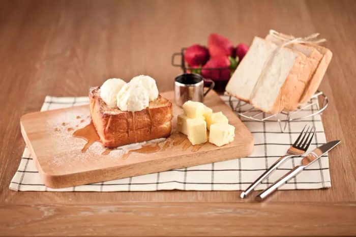 “Flour Shoppe” ร้านเบเกอรี่ที่นำเสนอรสชาติเข้มข้นและความหวานที่ซ่อนอยู่ภายใน