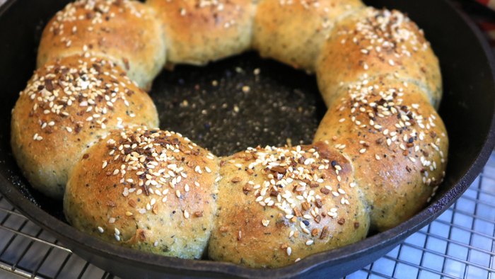 Pigs in a Bagel Roll