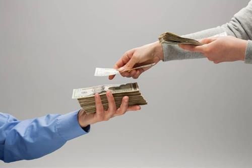 Những con giáp may mắn về tài lộc trong dịp cuối tuần này