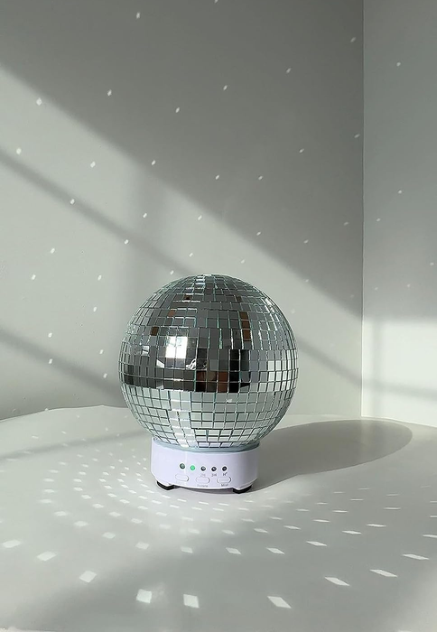 A reviewer's image showing the disco ball diffuser