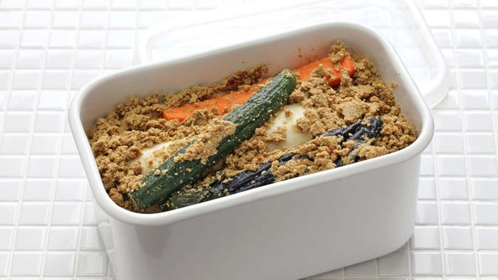 Craft Exceptional Pickles by Immersing Them in Rice Bran