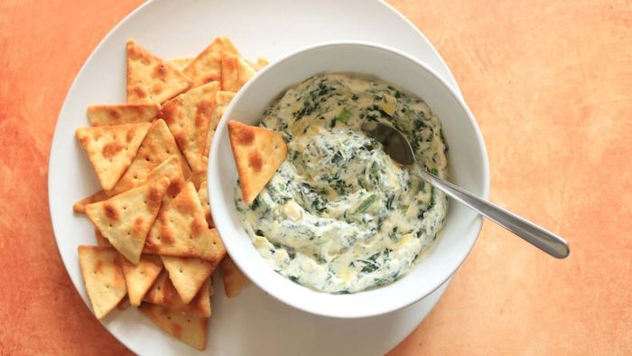 Prepare a Quick Spinach and Artichoke Dip with Only Three Ingredients and a Microwave