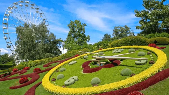 The Flower Clock – A Spectacular Blooming Timepiece in Switzerland