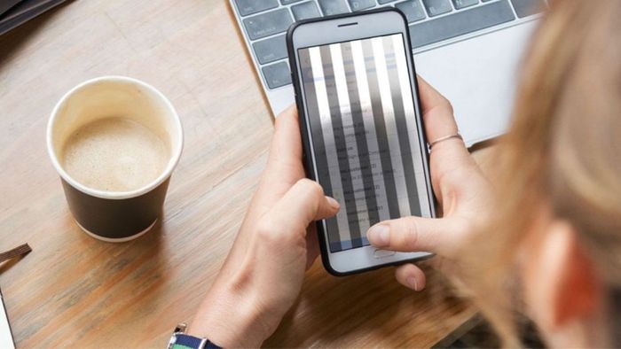 Nguyên nhân khiến iPhone hết pin nhanh chóng