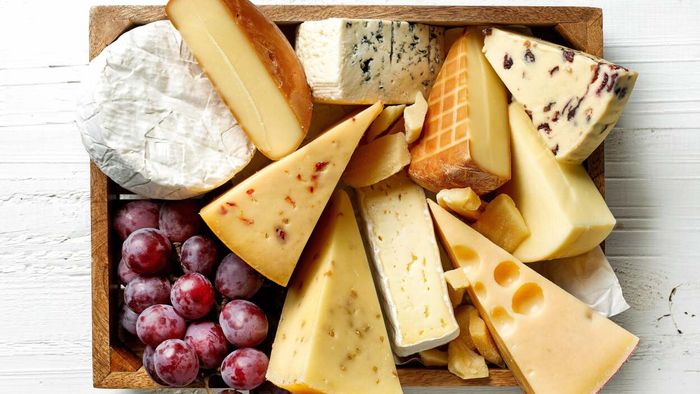 14 Perfect Gifts for Cheese Enthusiasts