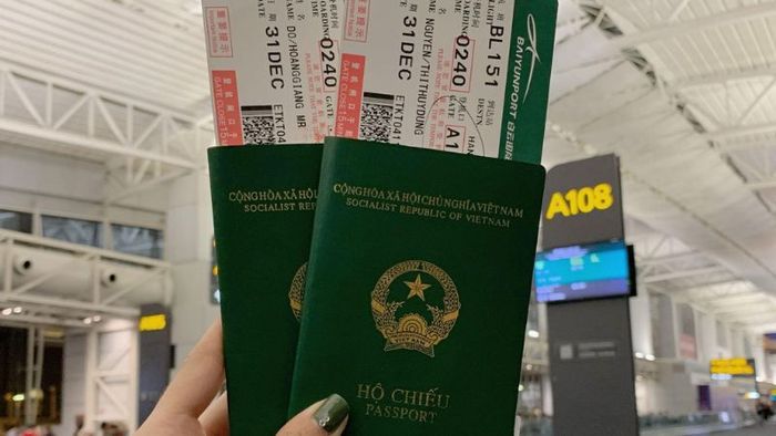 Booking Flights for Independent Travel in China