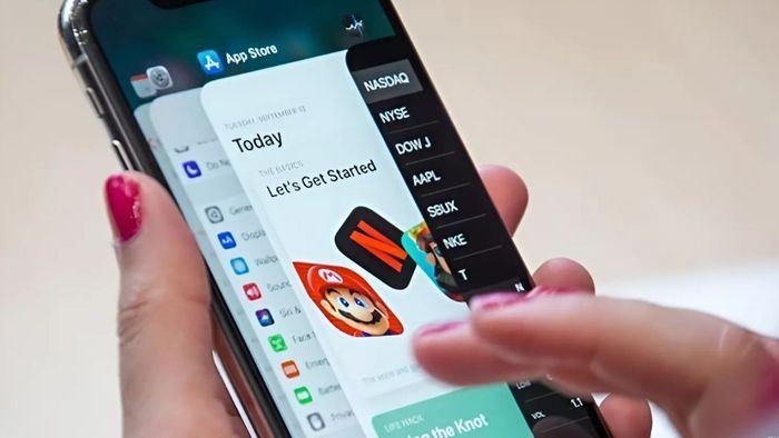Cách xử lý tình trạng iPhone tụt pin nhanh khi để qua đêm