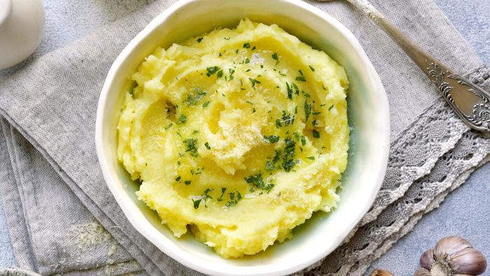 Why Slicing the Potatoes for Your Next Mash Makes a Difference