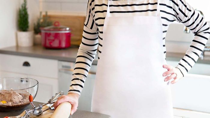 Aprons and oven mitts