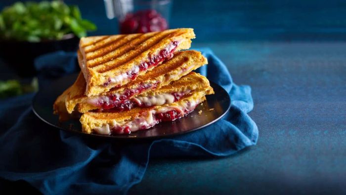 Sweet and savory grilled cheese