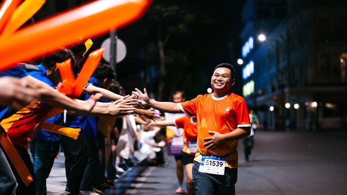 Thông tin về bảng giá vé Giải chạy VPBank VnExpress Marathon Ho Chi Minh City Midnight 2025