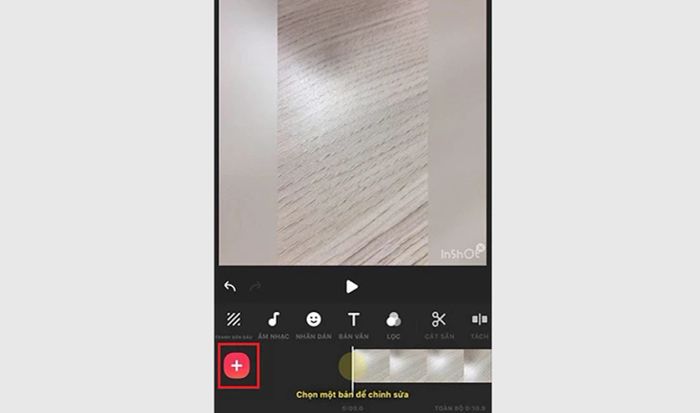 Bước 9: Bạn thực hiện cắt video giống như video đầu tiên, nhưng lần này video sẽ có động tác lau gương ở đầu và phải khớp với động tác lau gương ở cuối video ban đầu.