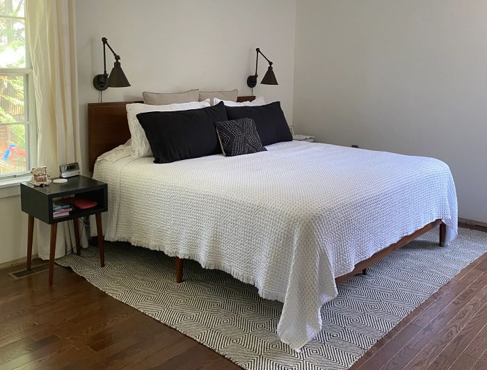 a reviewer's bed with Beckham Hotel Collection pillows