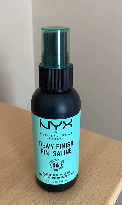 The NYX setting spray.