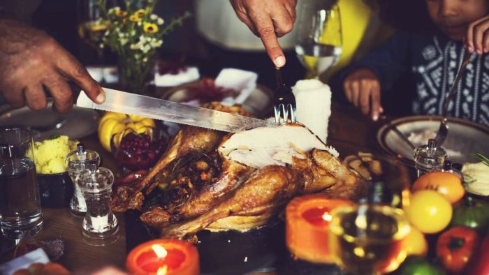 The Ultimate Method for Sending Thanksgiving Leftovers Home with Your Guests