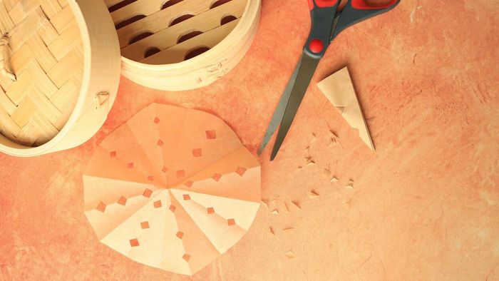 An Introduction to Lining a Bamboo Steamer