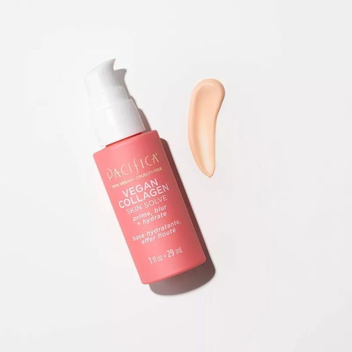 The hydrator shown with a swatch to highlight its beige tint