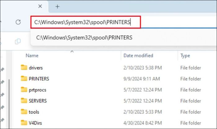 Tiếp theo, mở File Explorer và truy cập vào thư mục: C:\Windows\System32\spool\PRINTERS, xóa tất cả các tệp tin trong thư mục PRINTERS.