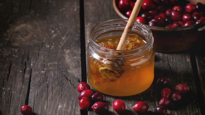 Ferment cranberries with honey