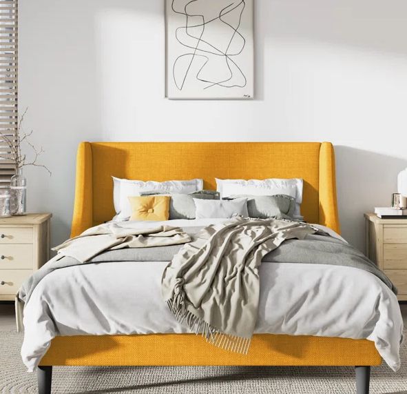 A sleek and stylish platform bed, designed for ultimate comfort and modern aesthetics.