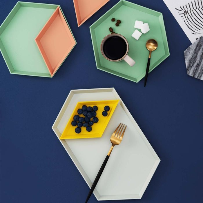 the customizable tray featuring yellow, green, orange, and white sections