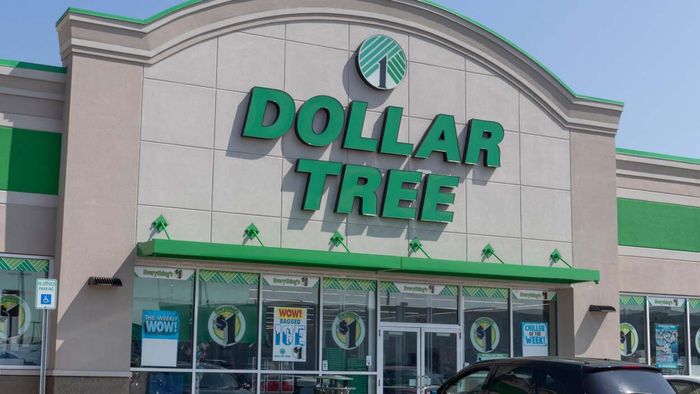 These TikTok accounts show you the best grocery deals to snag at the Dollar Store