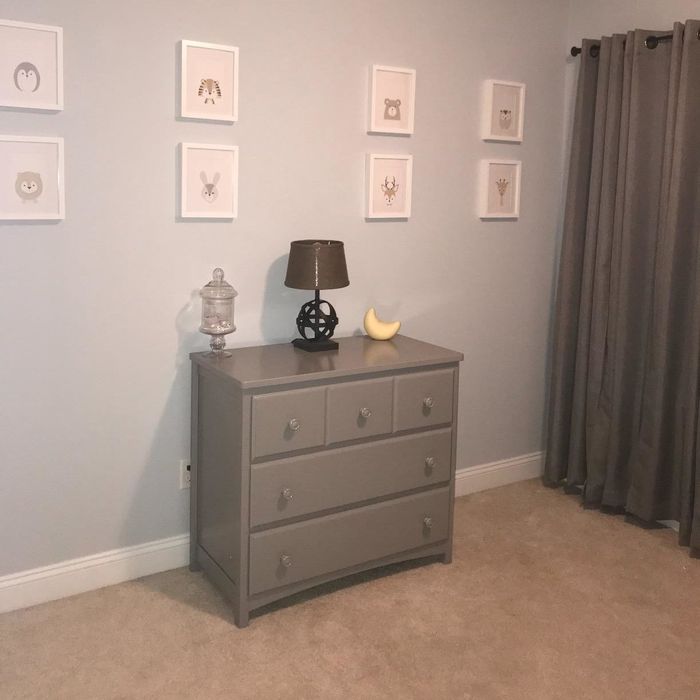 Another reviewer's photo of the gray dresser