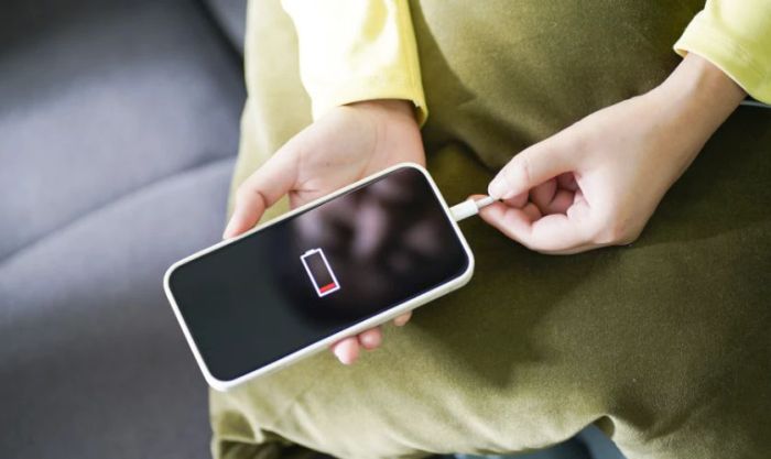 Biểu hiện pin điện thoại hỏng là gì - Pin nhanh hết