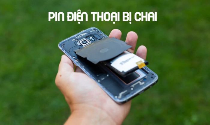 Tại sao điện thoại lại càng sạc càng tụt pin? - Lý do là do chai pin.