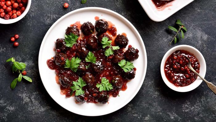 Turn the leftovers into delicious meatballs
