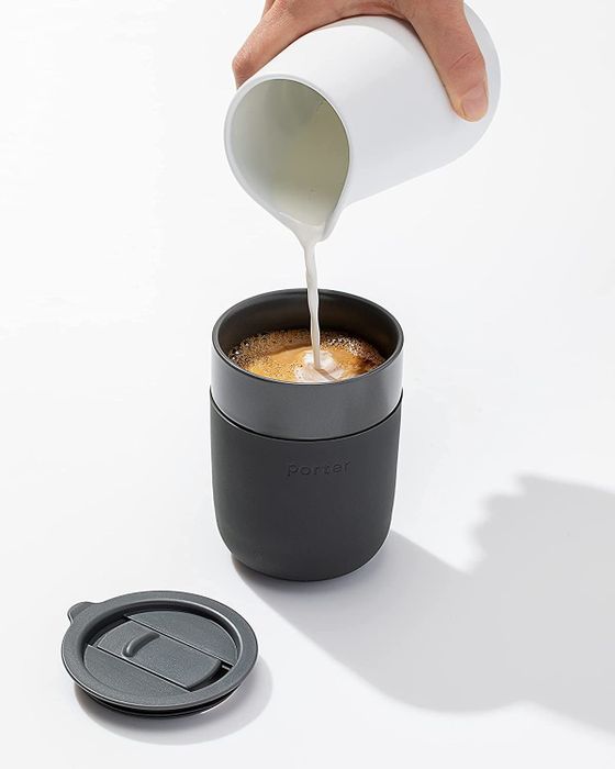 the black ceramic mug