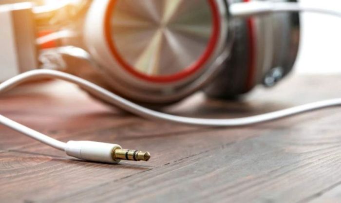 Cách khắc phục tai nghe phát ra âm thanh yếu