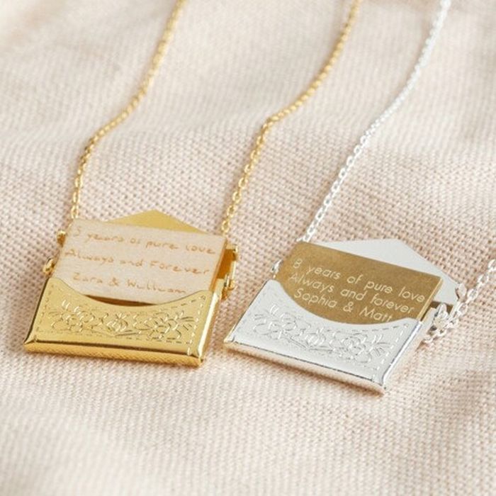 The envelope necklaces