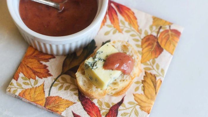 Create a spicy cranberry mustard