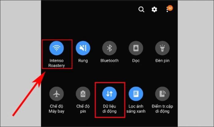 Việc bật dữ liệu di động là nguyên nhân gây ra lỗi tự ngắt kết nối wifi trên Xiaomi