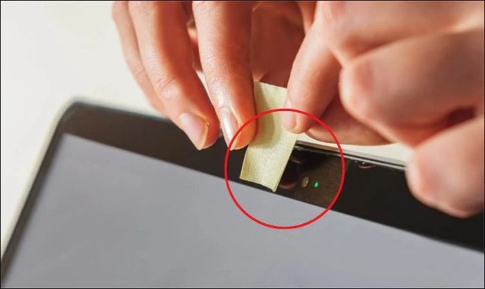Vật cản che khuất tầm nhìn của camera là nguyên nhân thường gặp nhất
