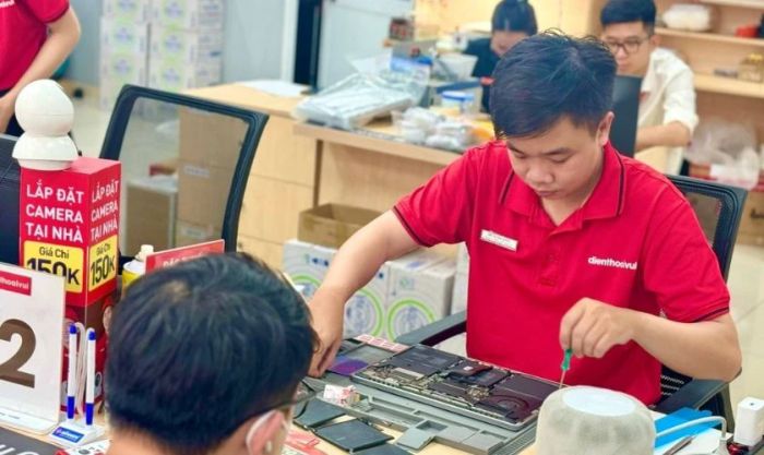 Sửa bàn phím laptop nhảy lung tung tại Mytour