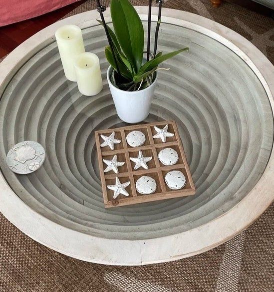photo from a reviewer showing the tic-tac-toe set placed on a table