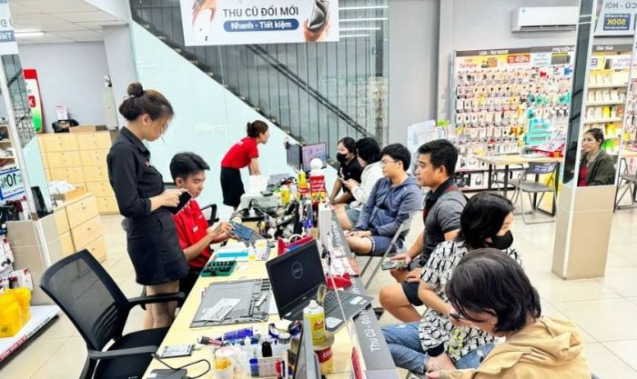 Khắc phục lỗi Macbook cắm sạc vẫn tụt pin nhanh chóng tại Mytour