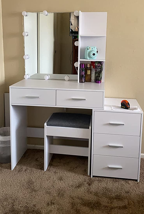 Reviewer photo of the vanity set in white
