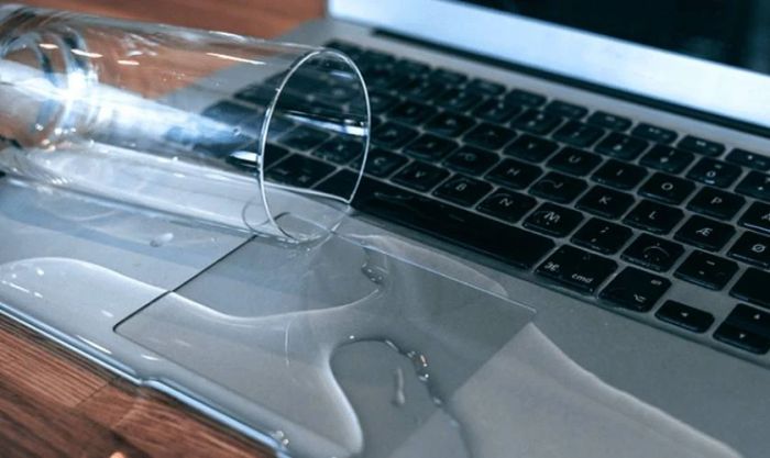 Nguyên nhân MacBook gặp sự cố mainboard