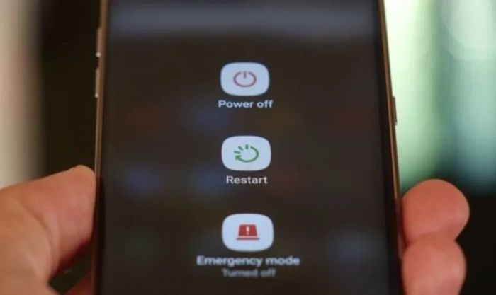 Khởi động lại điện thoại Android để sửa lỗi không vào được Web trên Google Chrome