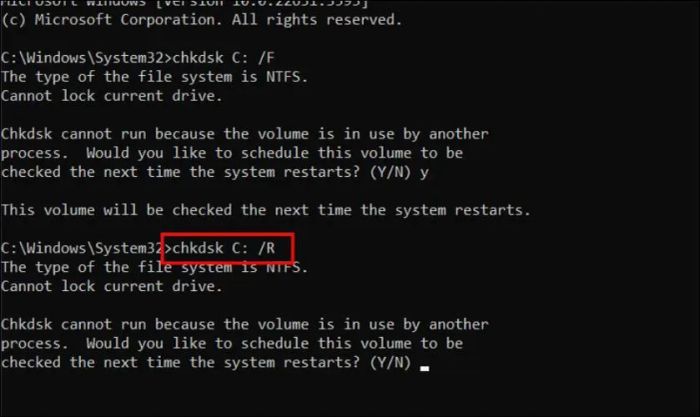 Hãy gõ lệnh chkdsk C: /R và nhấn Enter để xử lý lỗi không thể format ổ cứng