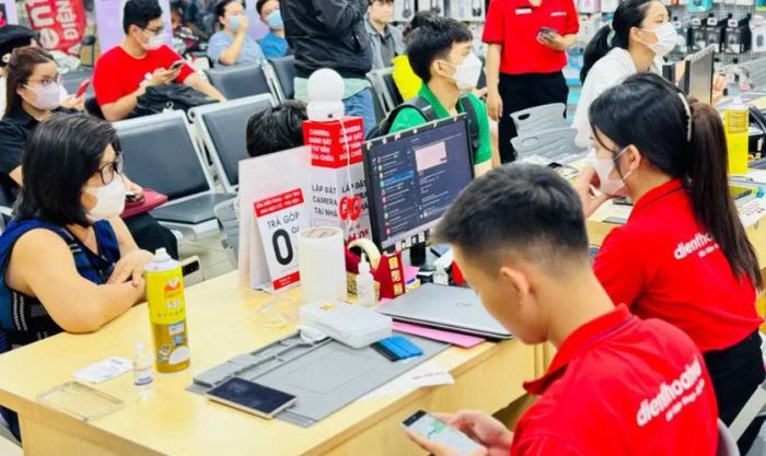 Liên hệ với trung tâm sửa chữa uy tín để nhận sự hỗ trợ