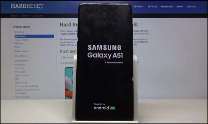 Truy cập vào Android System Recovery