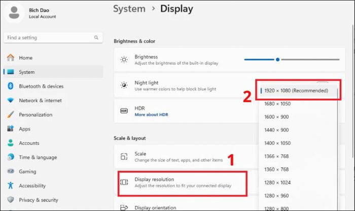 Chỉnh độ phân giải phù hợp với khả năng hỗ trợ của laptop