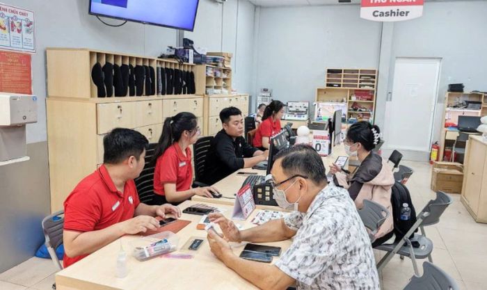 Mang điện thoại Vsmart Joy 4 đến các trung tâm sửa chữa uy tín